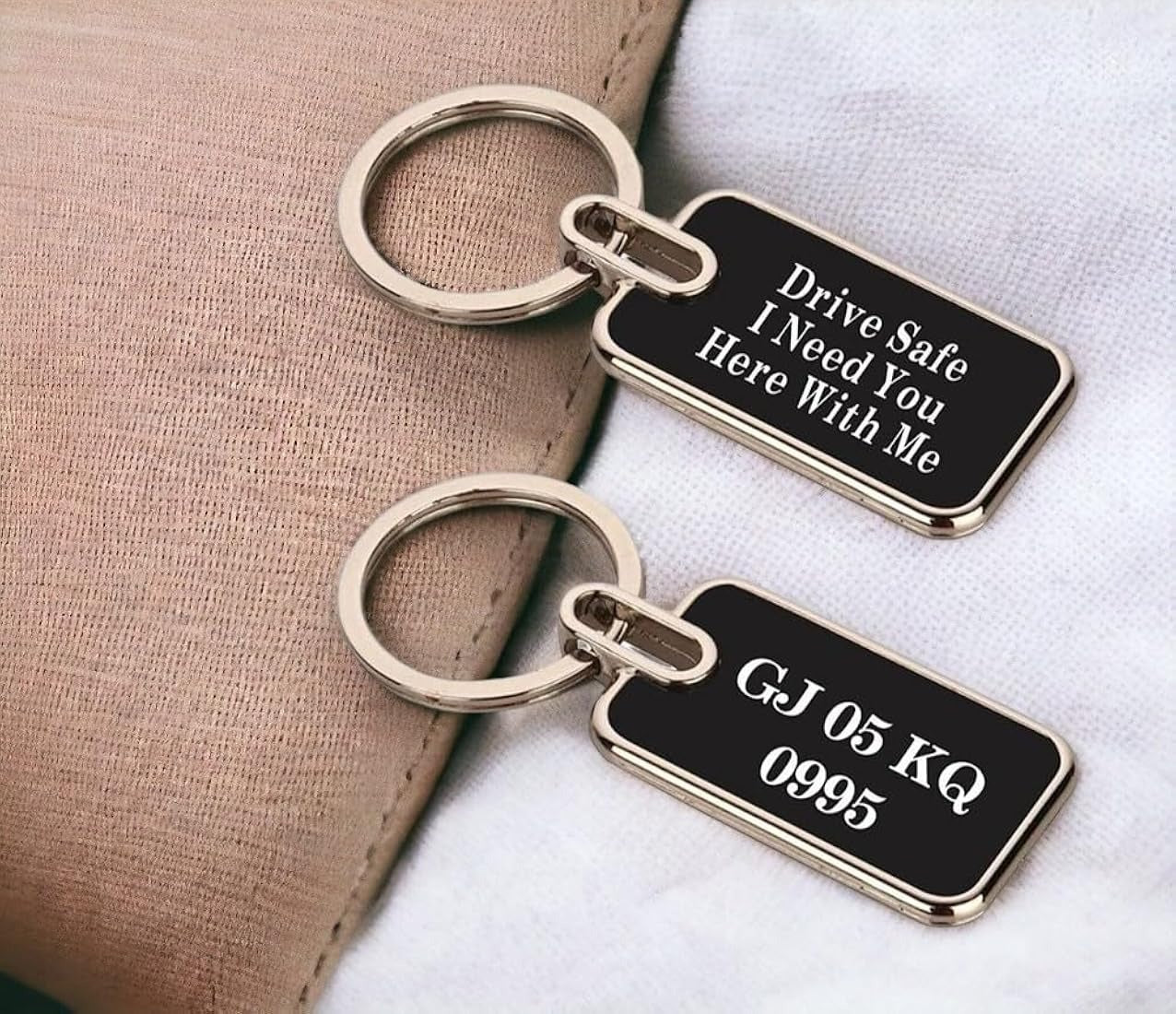 Customized metal keychain